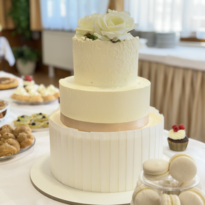 3-poschodová torta 3